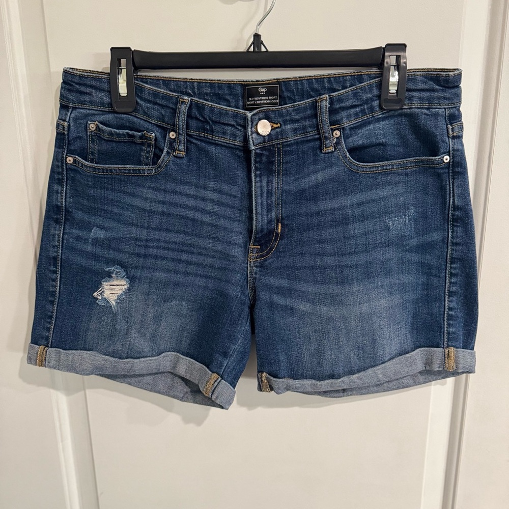 GAP Sexy Boyfriend Jean Shorts